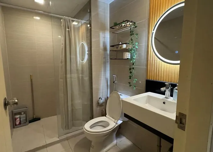 Chic Staycation With Balcony,few Step In Venice Mall Apartamento Manila