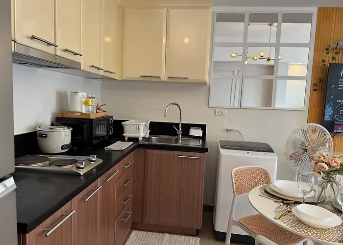 Chic Staycation With Balcony,few Step In Venice Mall Apartamento